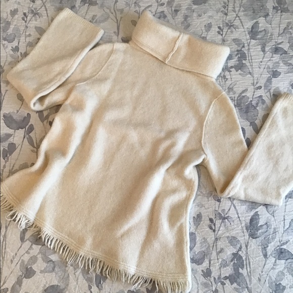 Anthropologie Akemi+Kin Aruna Fringe Cowl neck Sweater M - Picture 8 of 8